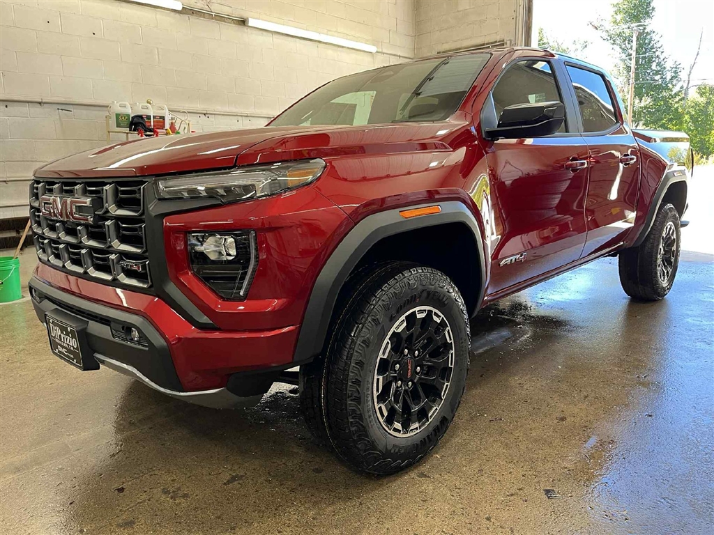 2026 GMC Canyon AT4