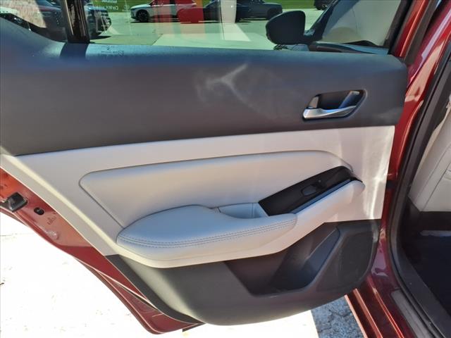 2021 Nissan Altima 2.5 Platinum