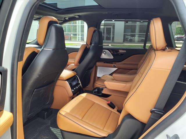 2023 Lincoln Aviator Black Label