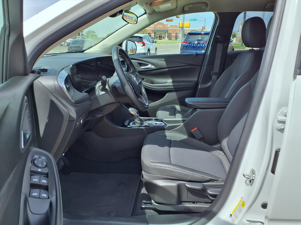 2025 Buick Encore GX Preferred - Photo 11