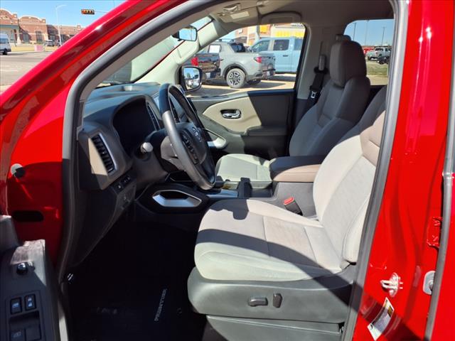 2022 Nissan Frontier SV
