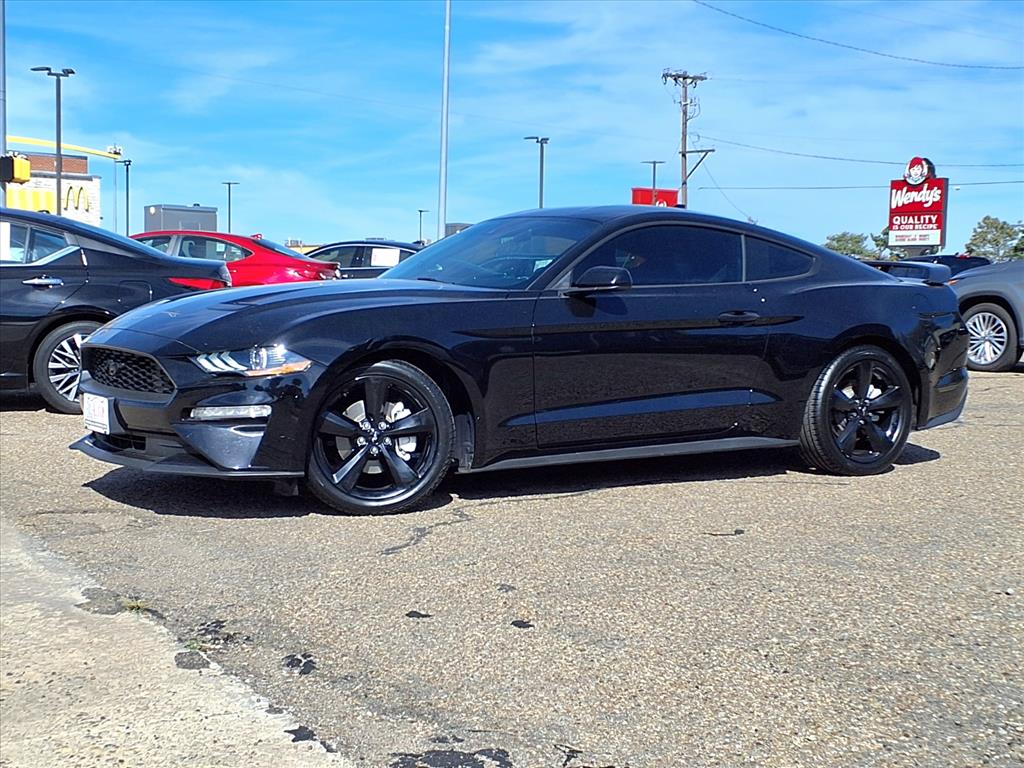 2022 Ford Mustang EcoBoost - main photo