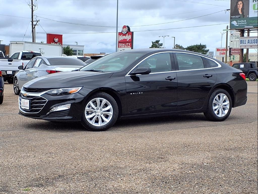2024 Chevrolet Malibu LT - main photo