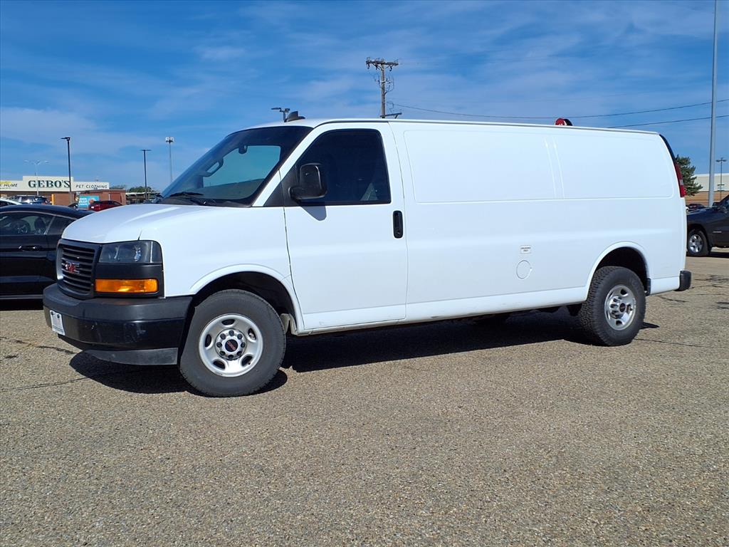 2023 GMC Savana Cargo Work Van's photo