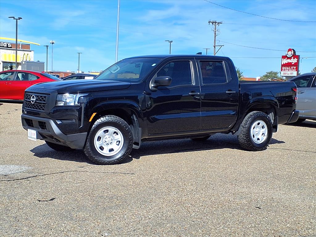 2022 Nissan Frontier S - main photo