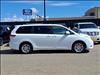 2014 Toyota Sienna XLE 7-Passenger Auto Access Seat - thumbnail 3
