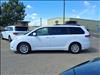 2014 Toyota Sienna XLE 7-Passenger Auto Access Seat - thumbnail 5