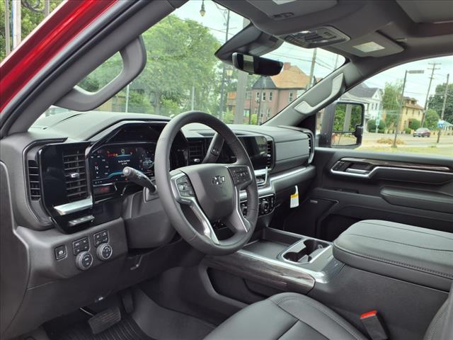 2025 Chevrolet Silverado 3500HD LTZ
