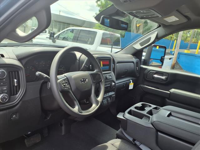 2025 Chevrolet Silverado 2500HD Custom