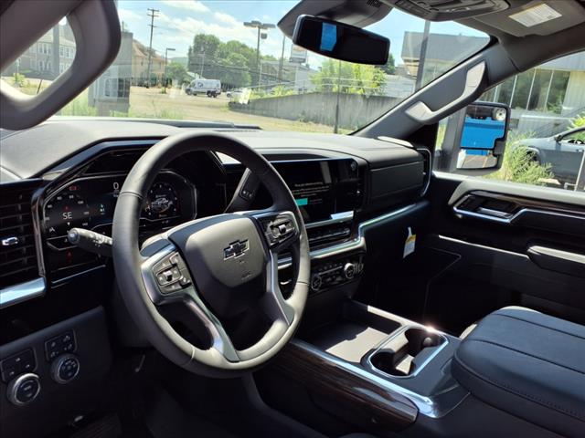 2025 Chevrolet Silverado 3500HD LT
