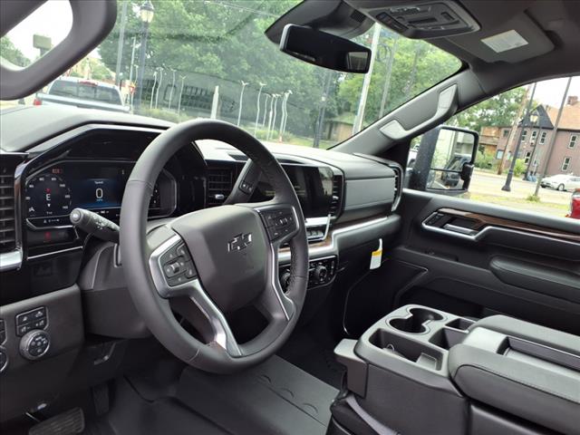 2025 Chevrolet Silverado 3500HD LT