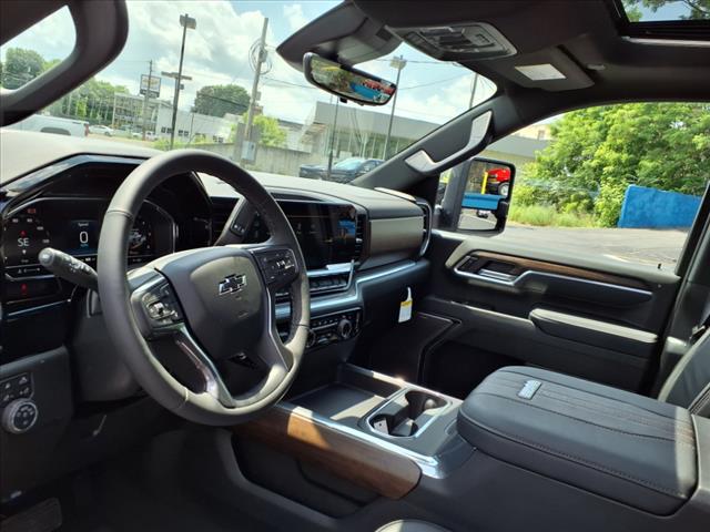 2025 Chevrolet Silverado 3500HD High Country