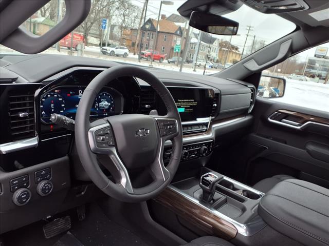 2025 Chevrolet Silverado 1500 RST