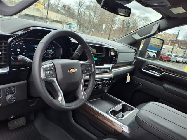 2025 Chevrolet Silverado 3500HD LT