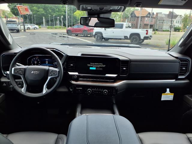 2025 Chevrolet Silverado 3500HD LT