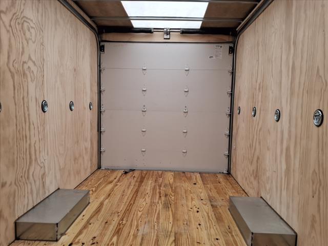 2025 Chevrolet Express 3500