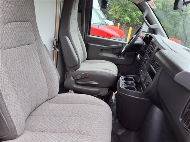 2025 Chevrolet Express 
