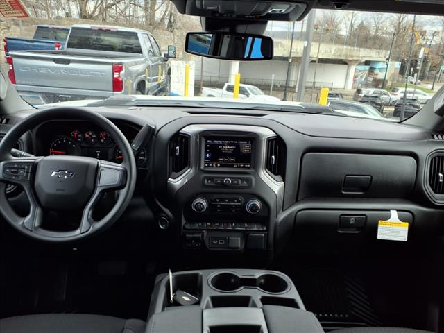 2025 Chevrolet Silverado 2500HD Custom