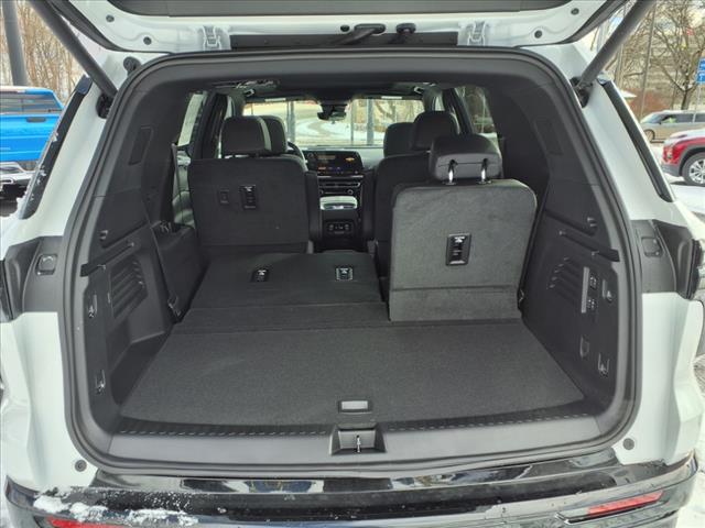 2025 Chevrolet Traverse RS