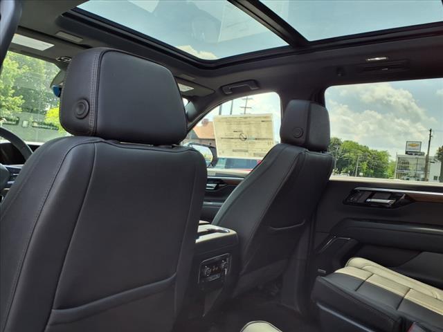 2025 Chevrolet Suburban High Country