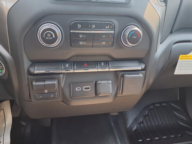 2025 Chevrolet Silverado 3500HD CC Work Truck
