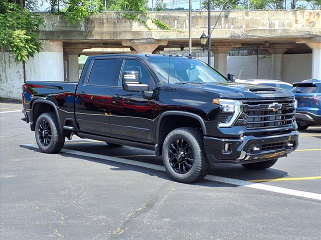 2025 Chevrolet Silverado 3500HD High Country