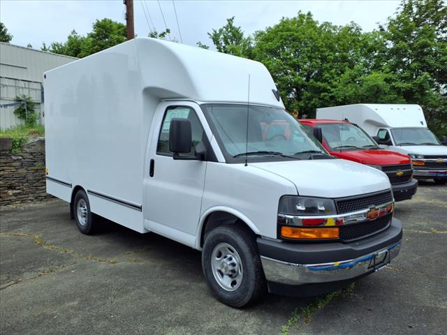 2025 Chevrolet Express 