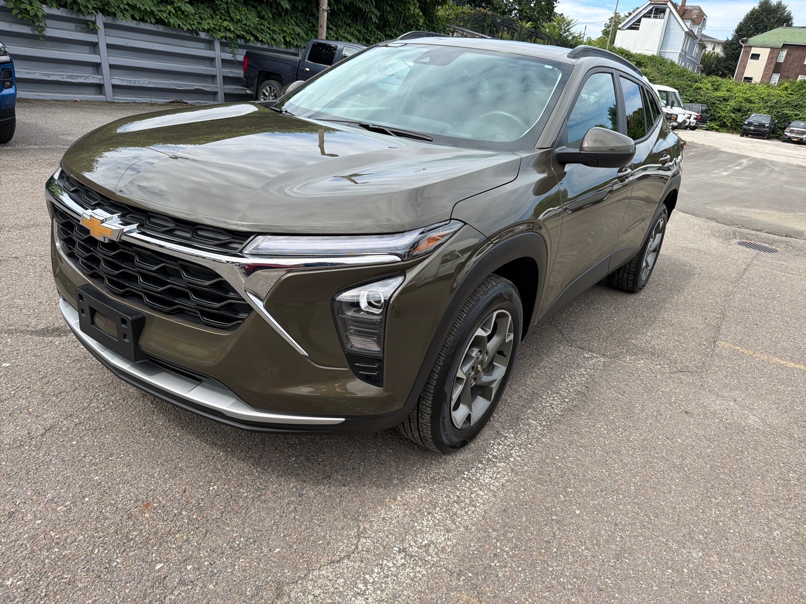 Harvest Bronze Metallic 2024 Chevrolet Trax SUV / Crossover Front-Wheel Drive Automatic