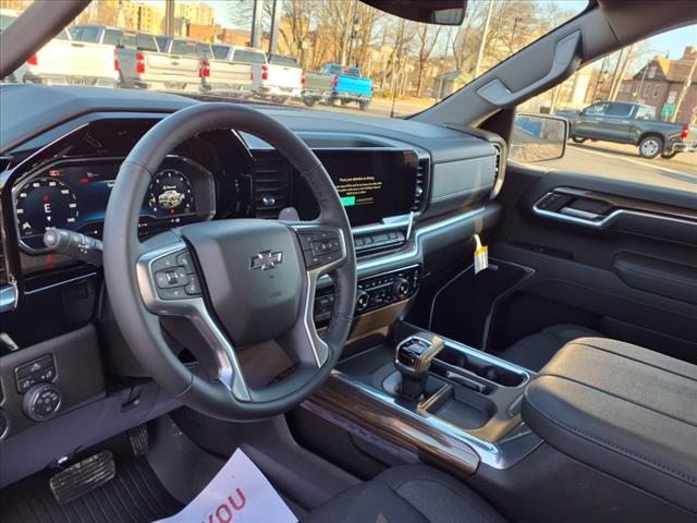 2025 Chevrolet Silverado 1500 RST