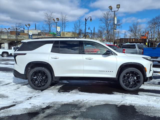 2025 Chevrolet Traverse RS