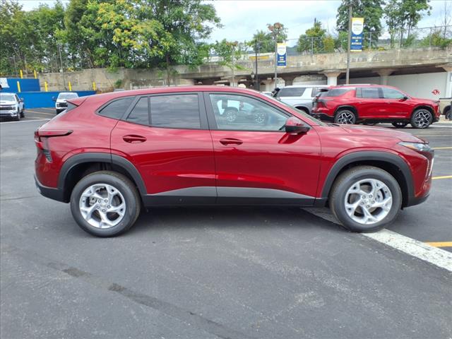 2025 Chevrolet Trax LS