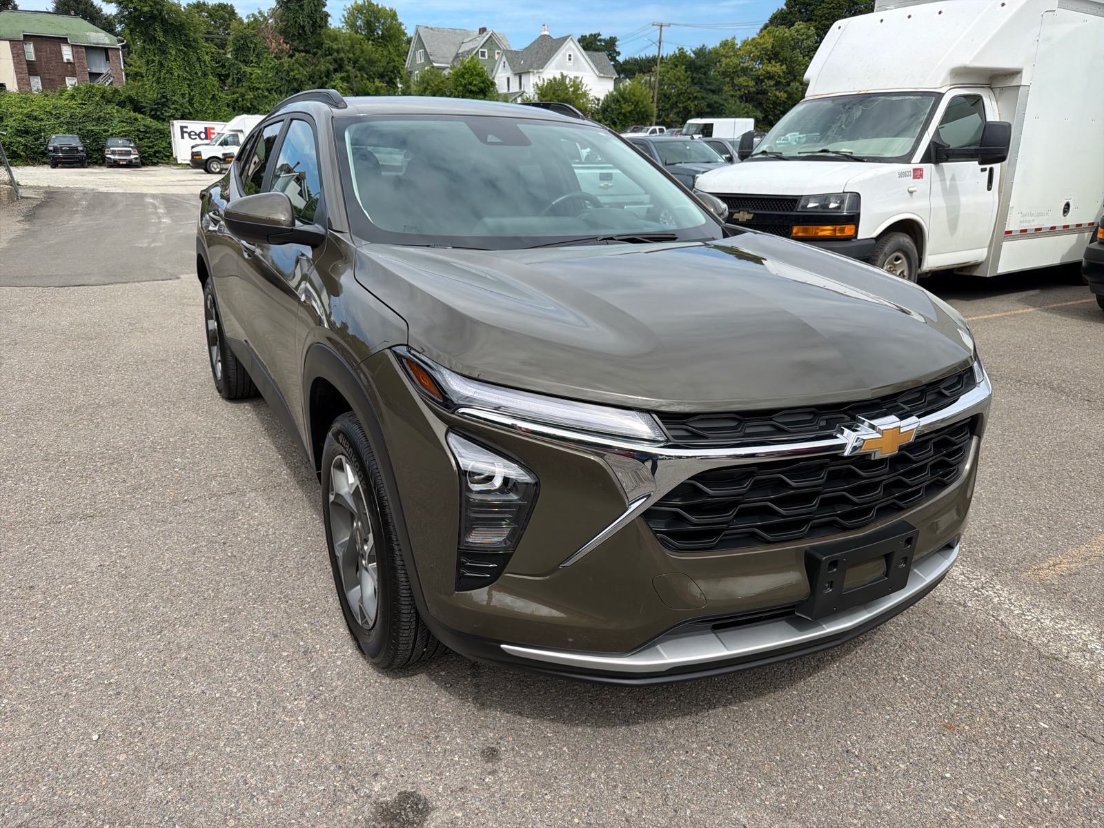 View vehicle photo 3