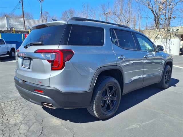 2023 GMC Acadia AT4