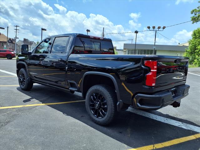 2025 Chevrolet Silverado 3500HD High Country