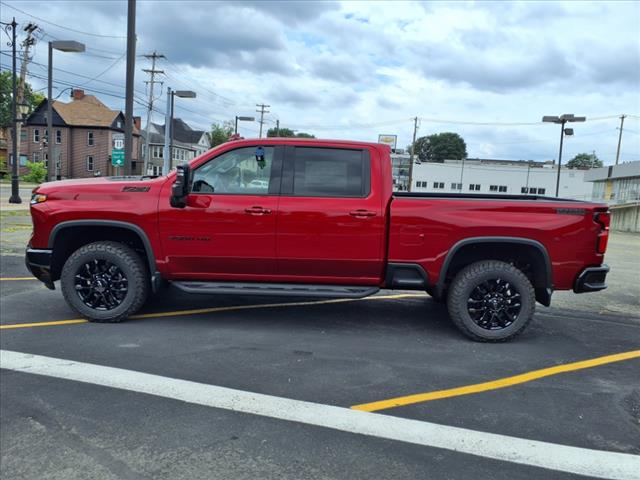 2025 Chevrolet Silverado 3500HD LTZ