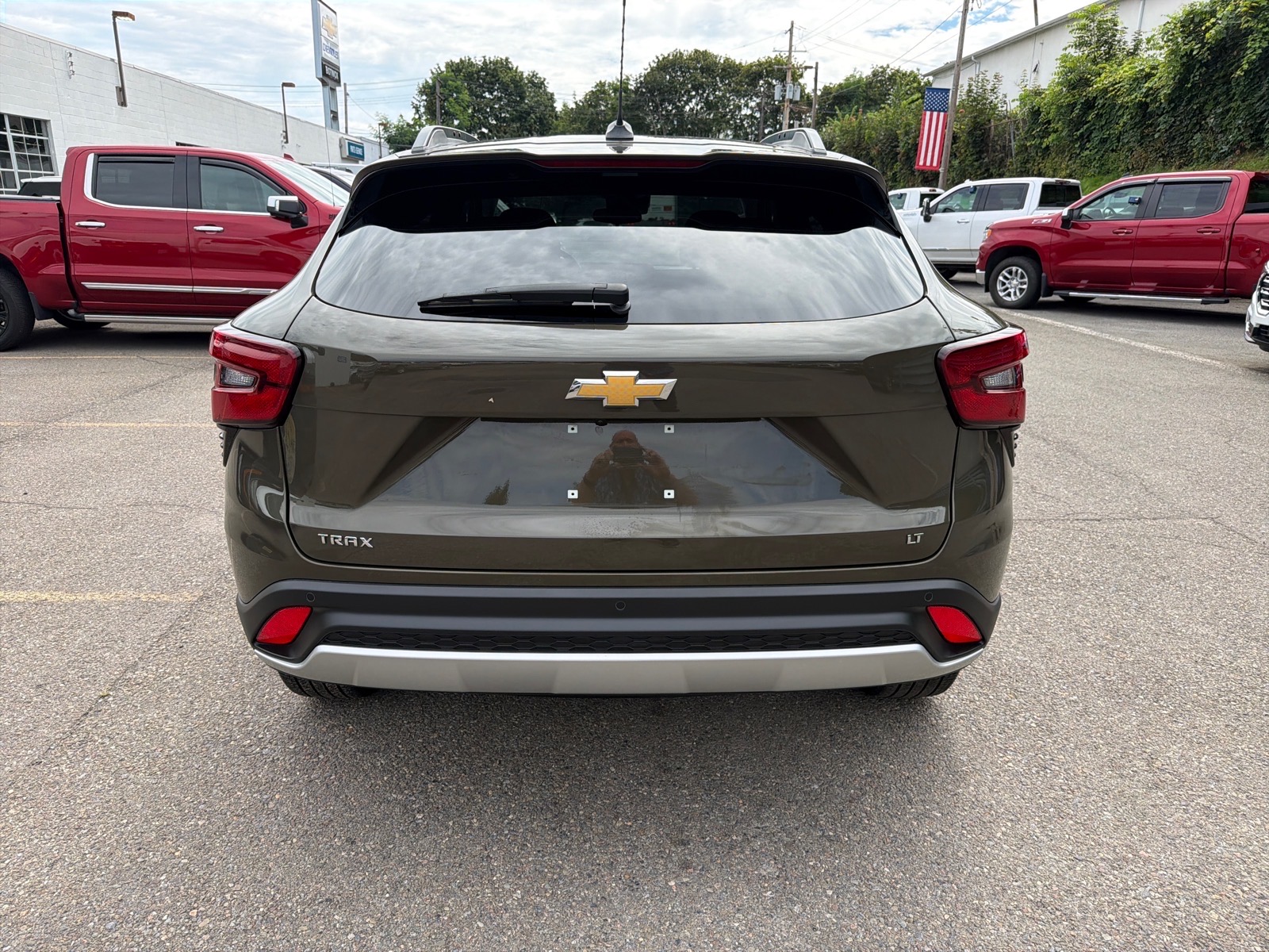 View vehicle photo 7