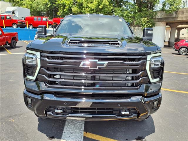 2025 Chevrolet Silverado 3500HD High Country