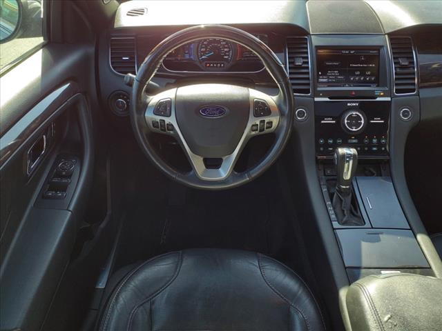 2013 Ford Taurus Limited 10