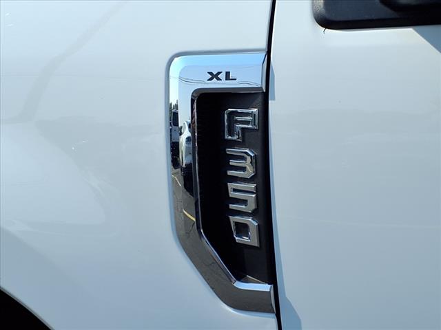 2022 Ford F-350 Super Duty XL