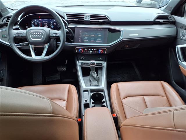 2022 Audi Q3 quattro Premium 40 TFSI