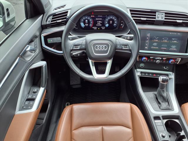 2022 Audi Q3 quattro Premium 40 TFSI