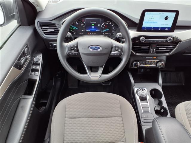 2022 Ford Escape Hybrid SE