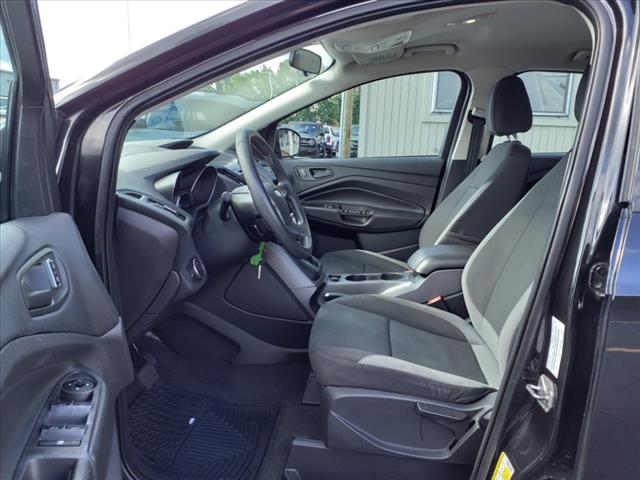 2014 Ford Escape S 14