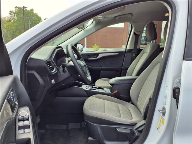 2022 Ford Escape Hybrid SE