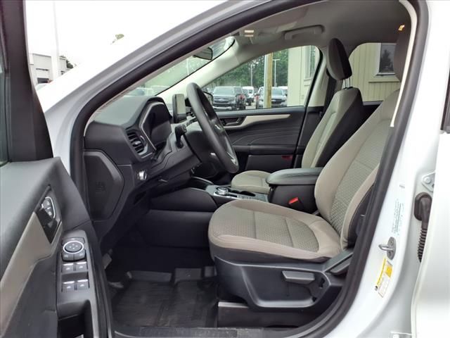 2022 Ford Escape Hybrid SE