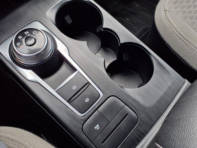 2022 Ford Escape Hybrid SE