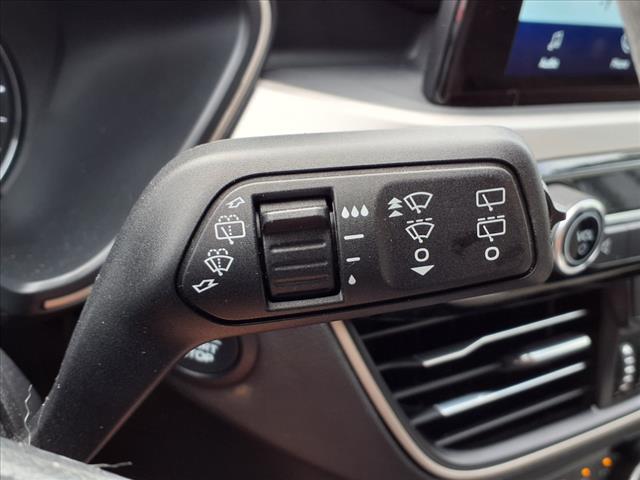 2022 Ford Escape Hybrid SE
