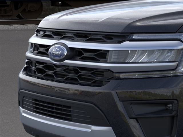 2024 Ford Expedition MAX XLT 16