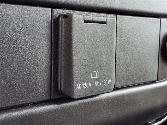 2022 GMC Savana 2500
