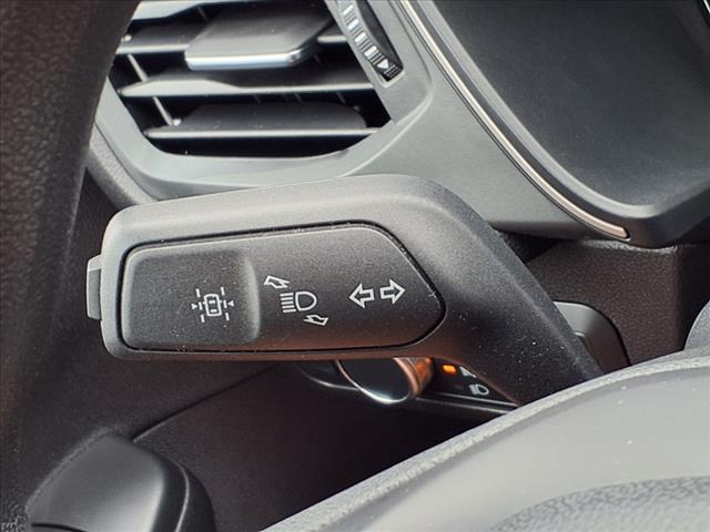 2022 Ford Escape Hybrid SE
